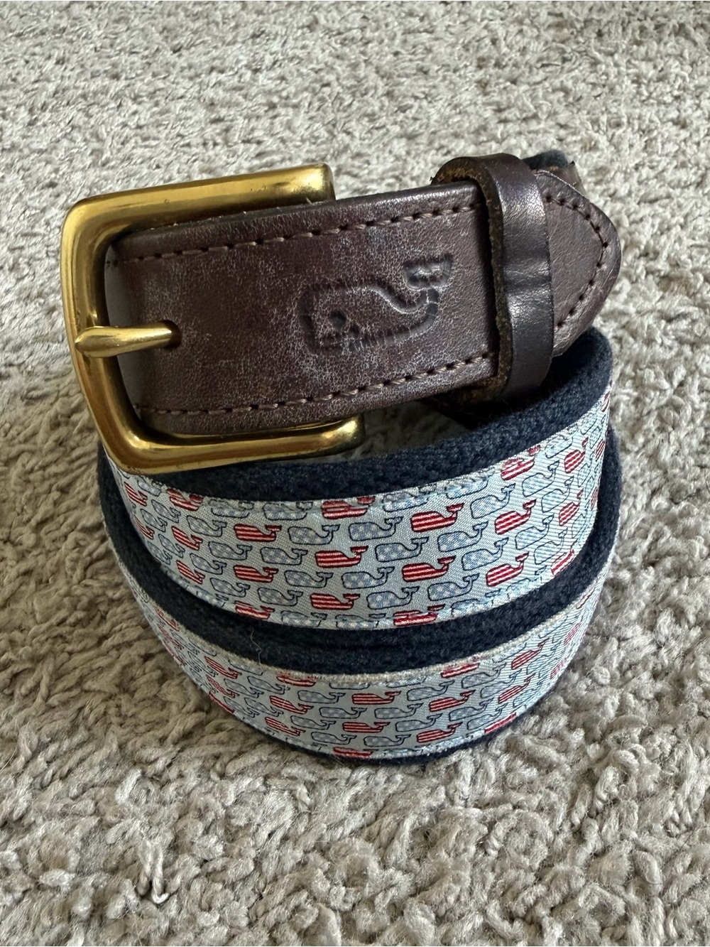Vineyard Vines USA Flag Whales Gold Buckle Belt